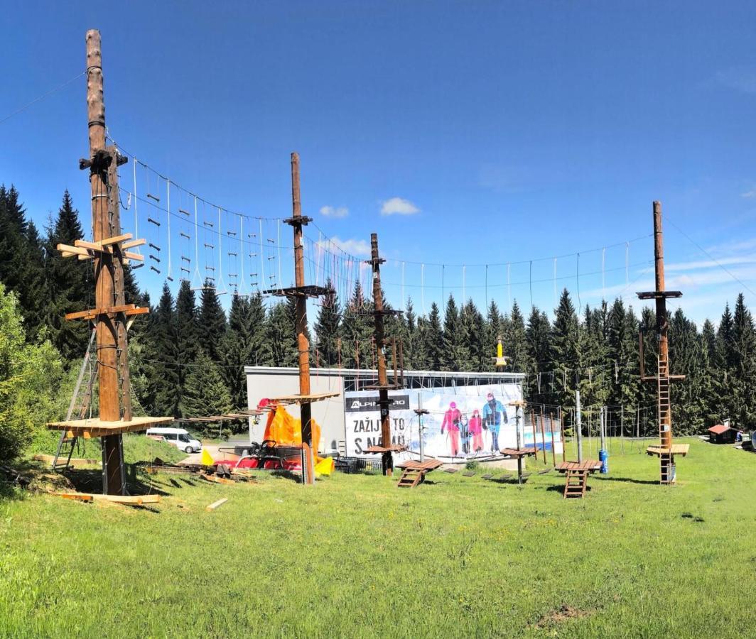 Sportcentrum Klinovec Loučná pod Klínovcem Exterior foto